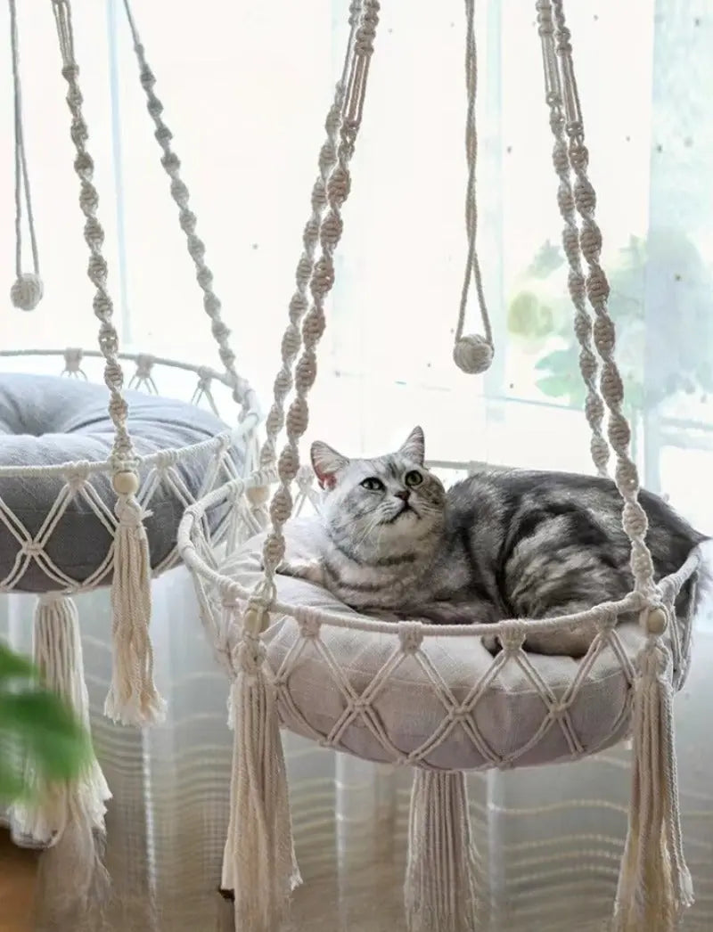 Hamac-pour-chat-blanc-securitaire-nid-felin